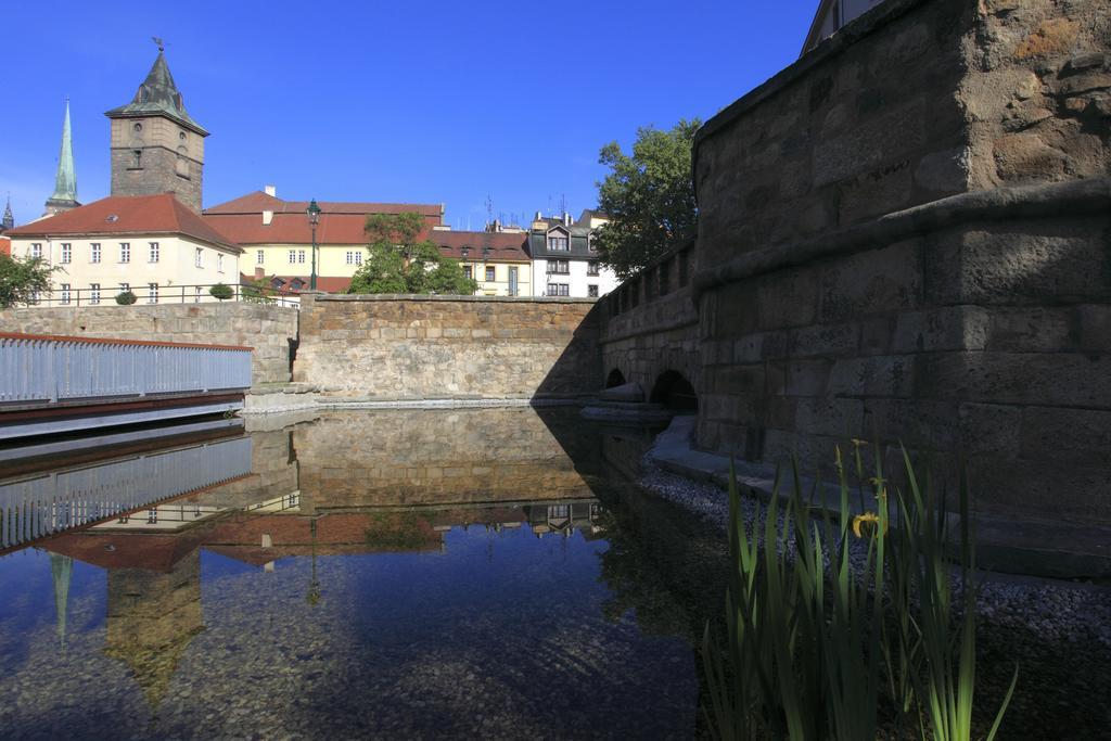 U Zvonu Hotel Plzeň Exterior foto